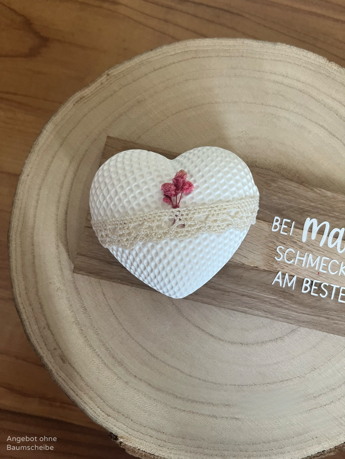 Rautenherz mittel mit Klötzchenleiste, Band und Blumenelement