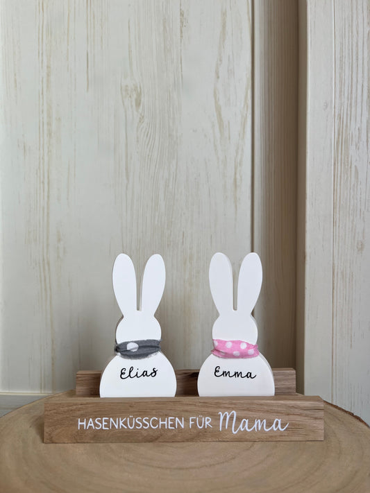 2er-Set stehende Hasen mit Namen, Klötzchenleiste, Halsband und Text
