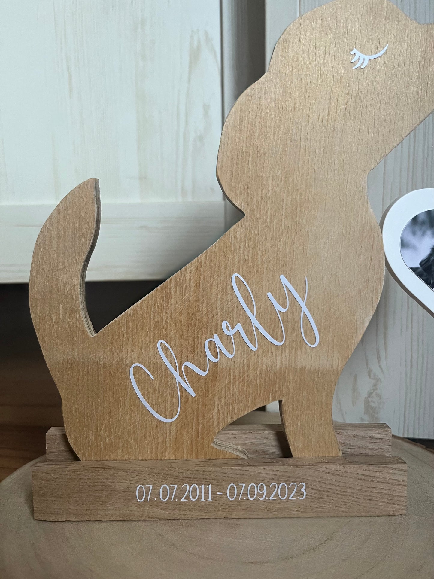 Holzaufsteller Hund, Herz mit Foto, personalisiert