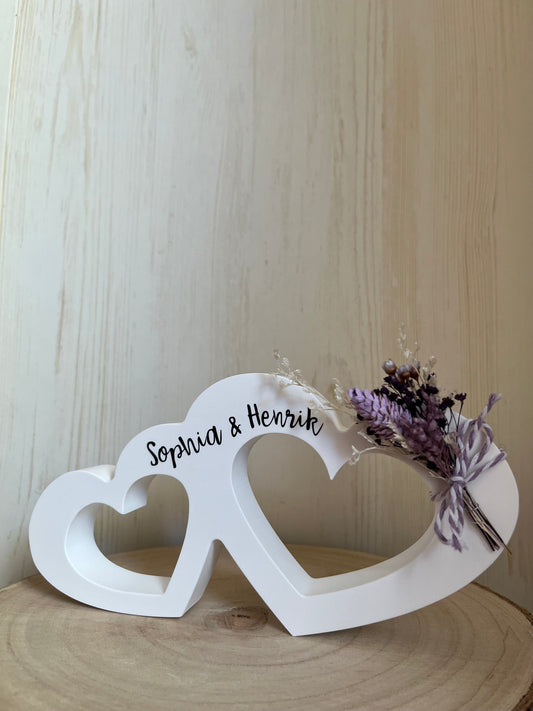 Doppelherz mit Blumen und Namen